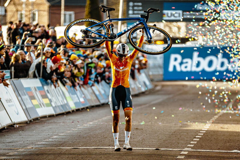 Cyclocross - UCI cyclo-cross World Championships Hulst - Day 2